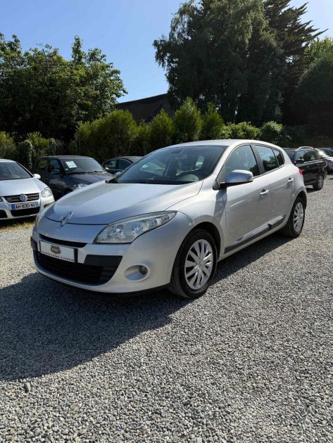 RENAULT MEGANEIII 1.5 DCI 105 TOMTOM EDITION 2010