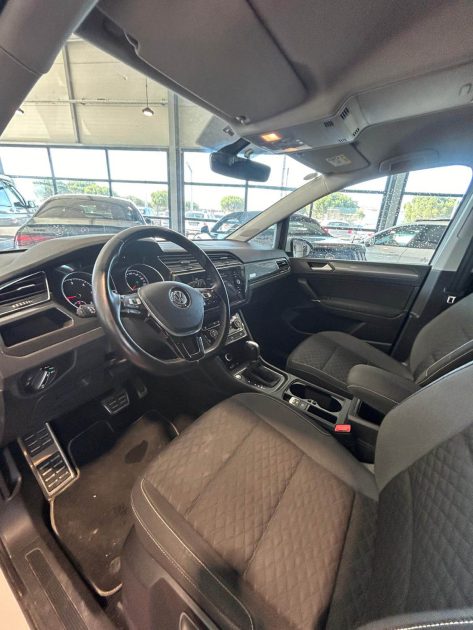 VOLKSWAGEN TOURAN 1.6 TDI 115 CONNECT  DSG 7 PLACE 2019