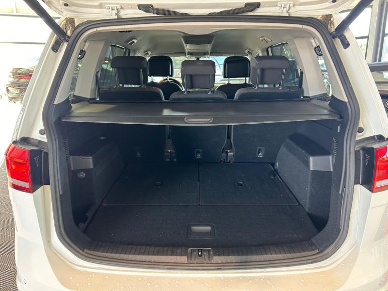 VOLKSWAGEN TOURAN 1.6 TDI 115 CONNECT  DSG 7 PLACE 2019
