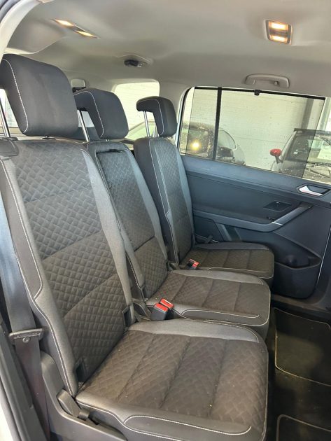 VOLKSWAGEN TOURAN 1.6 TDI 115 CONNECT  DSG 7 PLACE 2019