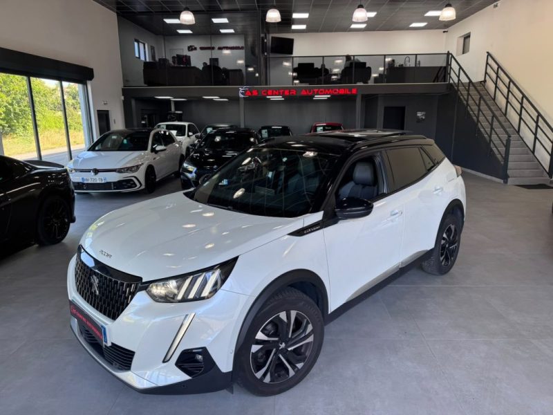 PEUGEOT 2008 II 1.5 HDI 130 GT LINE EAT8 / TOIT OUVRANT PANORAMIQUE / AMBIANCE LED 