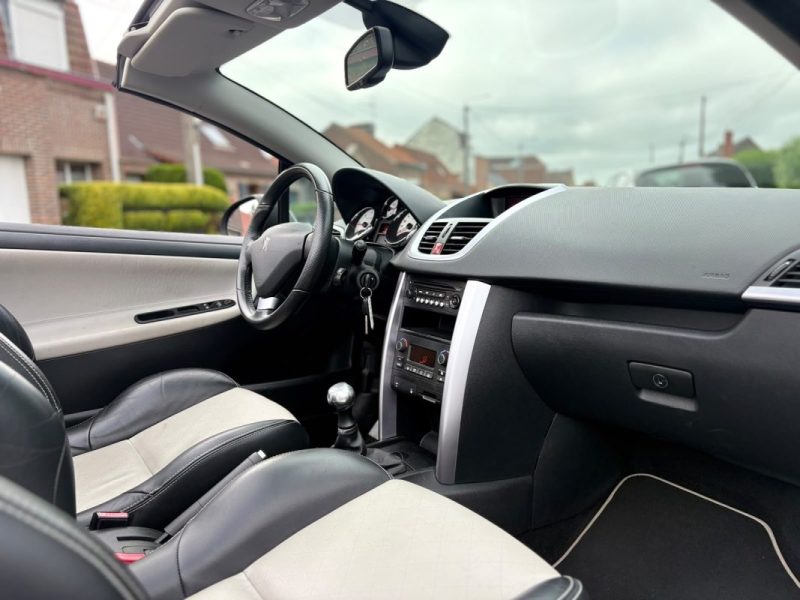 🚗 Exceptionnelle PEUGEOT 207CC 1.6 HDI ROLAND GARROS // Première Main // Entretien Exclusif Peugeot