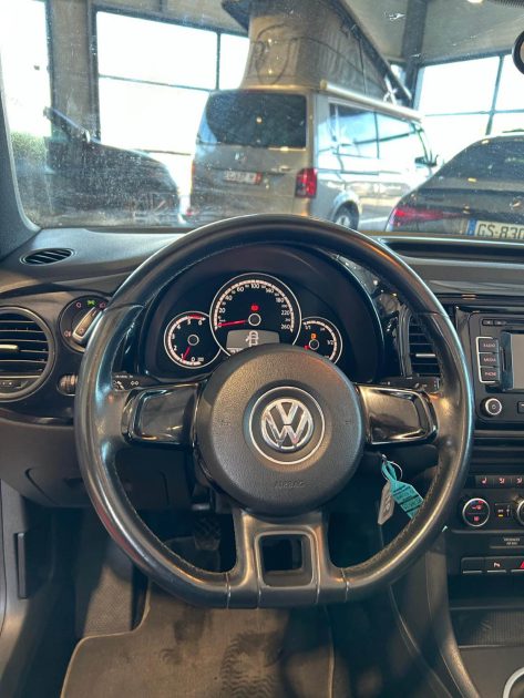 VOLKSWAGEN BEETLE NEW BEETLE CABRIOLET 1.6 TDI 105 COCCINELLE 2013