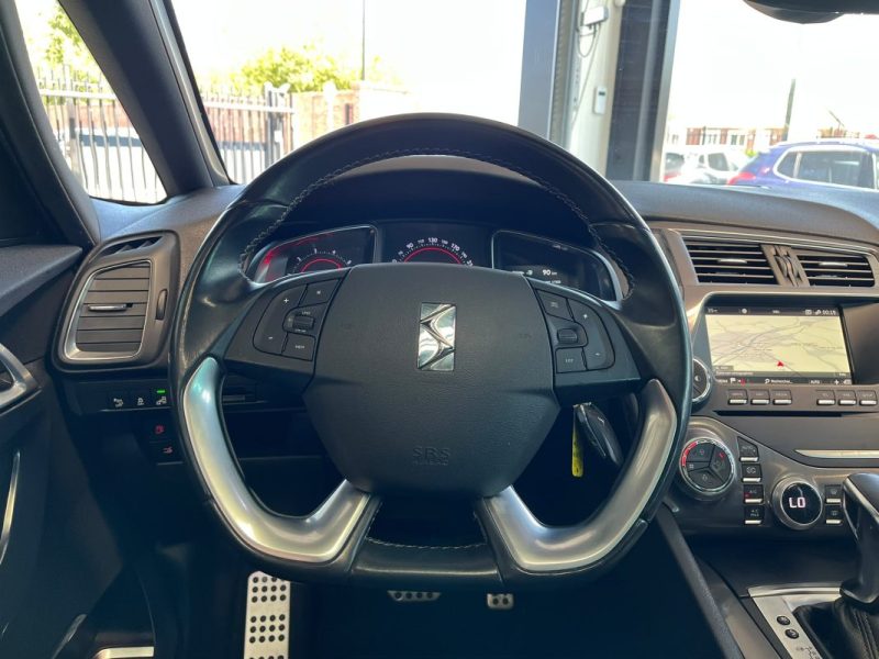 🔹DS DS5 2.0 180Ch Bluehdi Sport Chic🌞 Toit panoramique💺 intérieur cuir🛡️ Garantie 6 mois