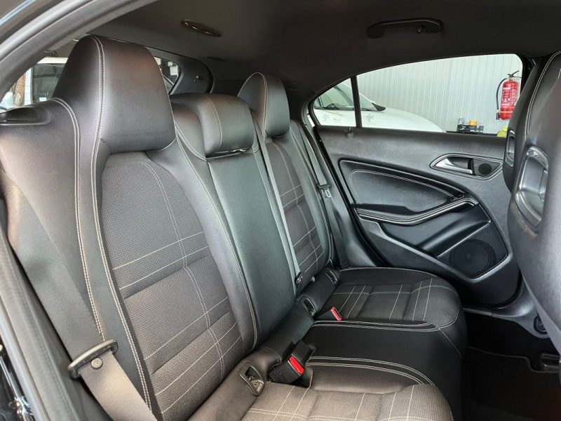 🔹Mercedes Classe A 180 (W176) 1.5CDI 109Ch📷 Caméra de recul❄️ Climatisation🛡️ Garantie 6 mois