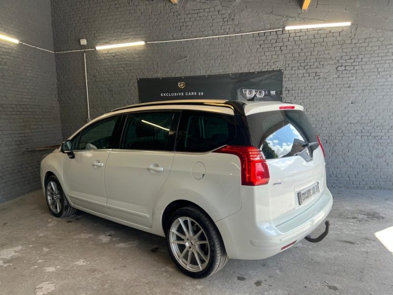 PEUGEOT 5008 1.6 BLUEHDI 120CH ALLURE 7 PLACES  2015