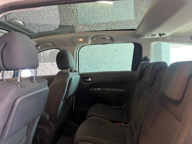 PEUGEOT 5008 1.6 BLUEHDI 120CH ALLURE 7 PLACES  2015