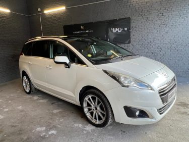 PEUGEOT 5008 1.6 BLUEHDI 120CH ALLURE 7 PLACES  2015