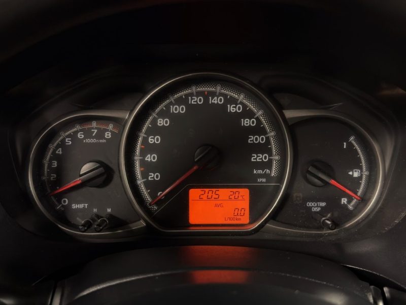 TOYOTA YARIS III PHASE 2 1.0 VVTI 69Cv 5 PORTES / CRIT'AIR 1 - GARANTIE 1 AN
