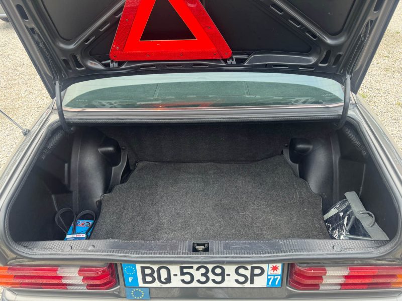 MERCEDES 190 E 2.0 1992 BOITE AUTO