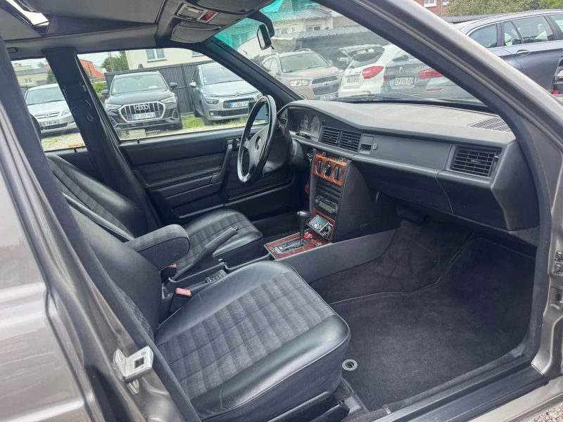 MERCEDES 190 E 2.0 1992 BOITE AUTO