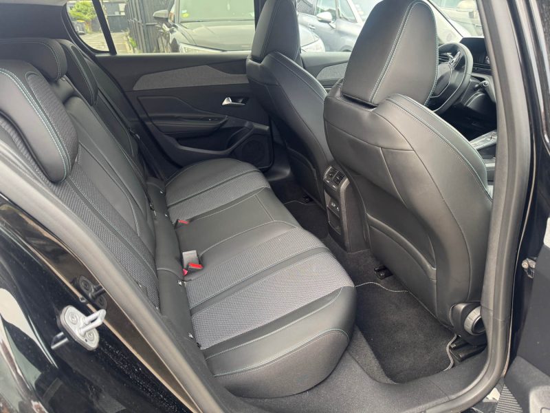 PEUGEOT 308  1.5 BLUEHDI 130 ALLURE EAT8 2023