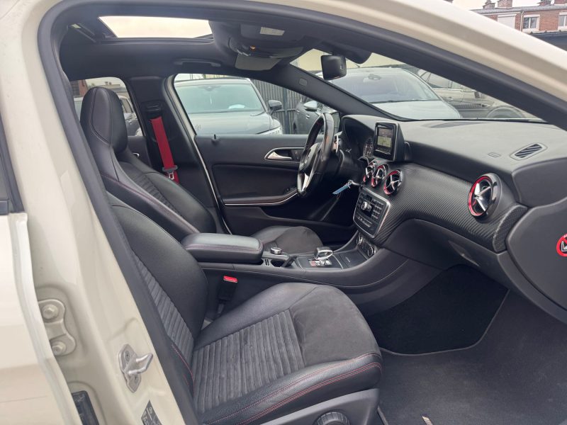 MERCEDES-BENZ CLASSE  A 45 AMG 4-MATIC SPEEDSHIFT 2013