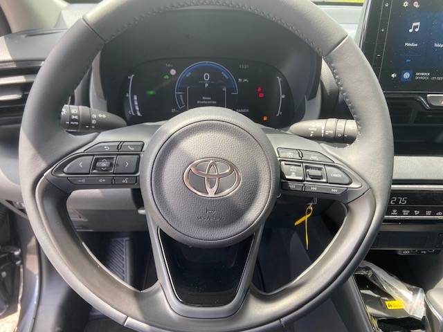 TOYOTA YARIS 116H DESIGN 2026