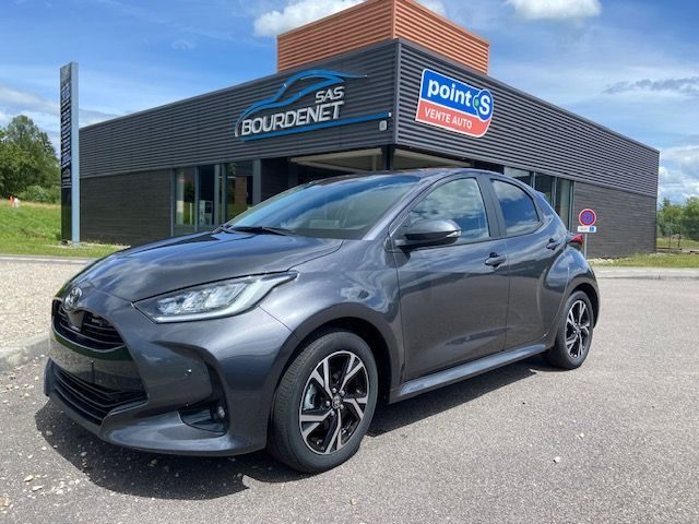TOYOTA YARIS 116H DESIGN 2026