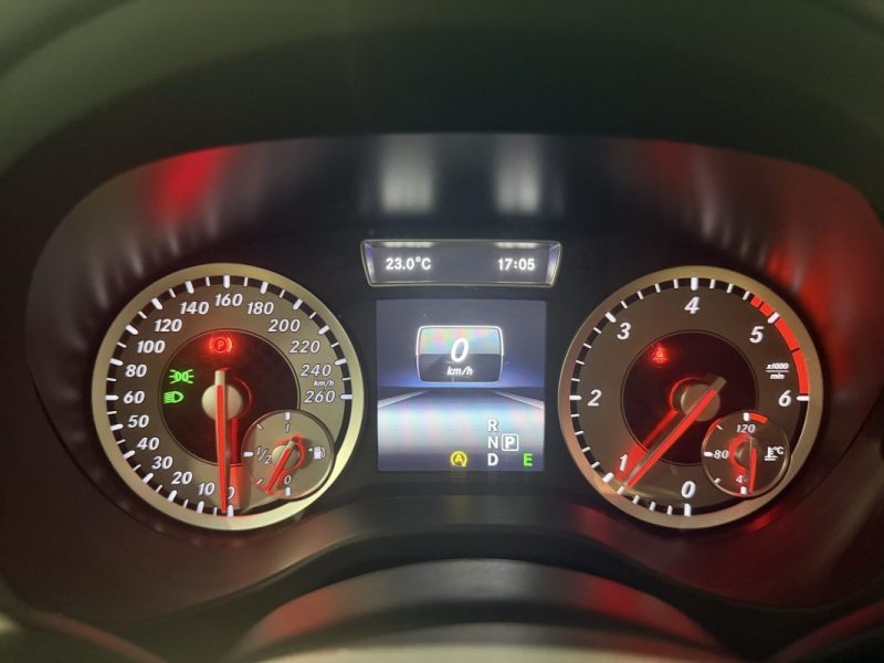 MERCEDES CLASSE A A180 CDI FASCINATION BA 2015