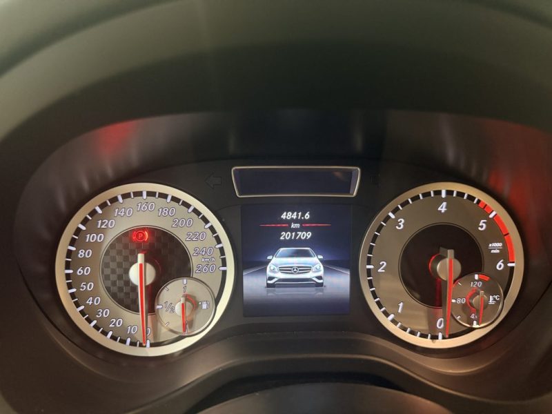 MERCEDES CLASSE A A180 CDI FASCINATION BA 2015