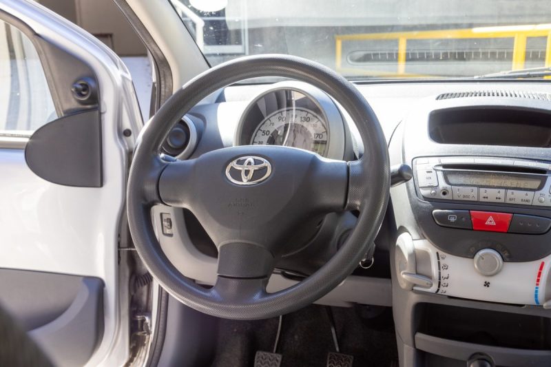 Toyota Aygo 1.0 VVT-i 68cv ✨ Chaîne de distribution - 4 pneus neufs - Embrayage neuf