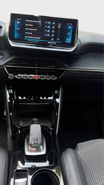 PEUGEOT 2008 1.2 PURE TECH 130 GT LINE EAT 2020