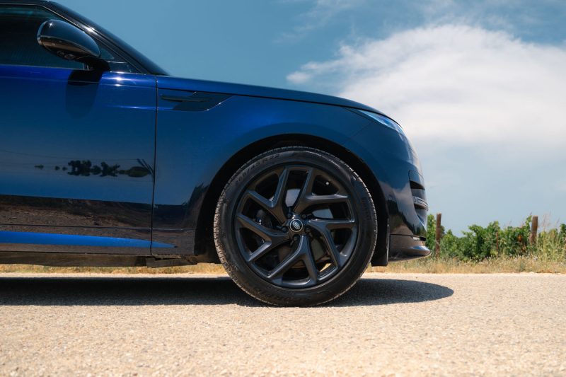 LAND ROVER RANGE SPORT P440E HYBRIDE/TVA /PANO/VENTILE/AFFICHAGE TETE HAUTE