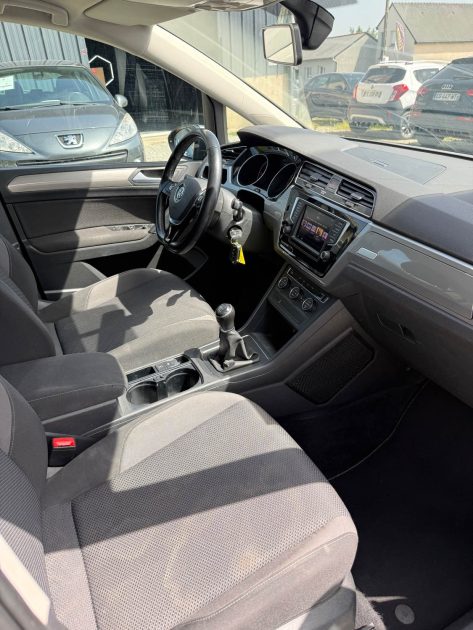 VOLKSWAGEN TOURAN 1.6 TDI 115 CONFORTLINE 2017