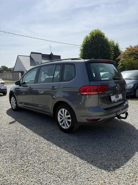 VOLKSWAGEN TOURAN 1.6 TDI 115 CONFORTLINE 2017