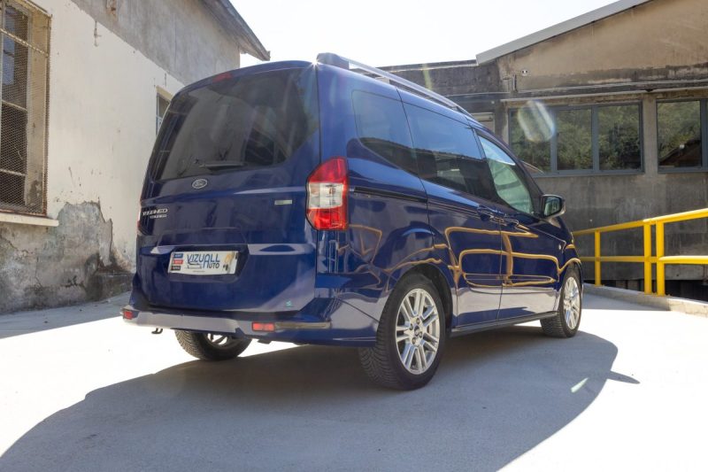 Ford Tourneo Courier 1.0 EcoBoost Titanium 100cv ✨ Distribution récente - Climatisation - Bluetooth 