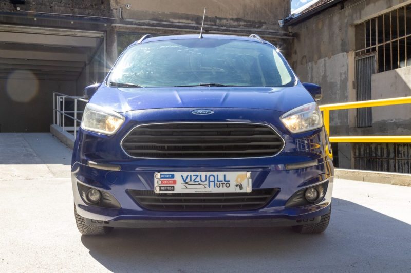 Ford Tourneo Courier 1.0 EcoBoost Titanium 100cv ✨ Distribution récente - Climatisation - Bluetooth 