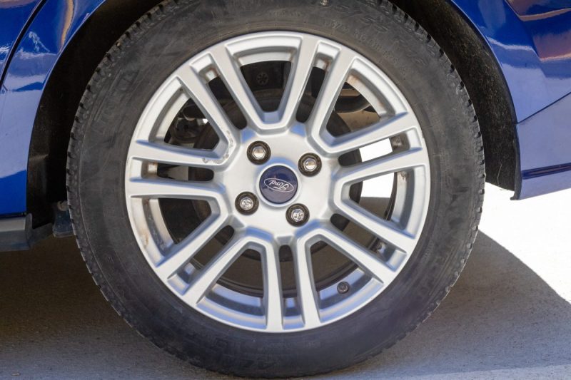 Ford Tourneo Courier 1.0 EcoBoost Titanium 100cv ✨ Distribution récente - Climatisation - Bluetooth 