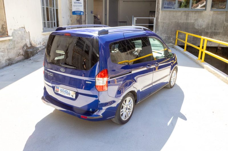 Ford Tourneo Courier 1.0 EcoBoost Titanium 100cv ✨ Distribution récente - Climatisation - Bluetooth 