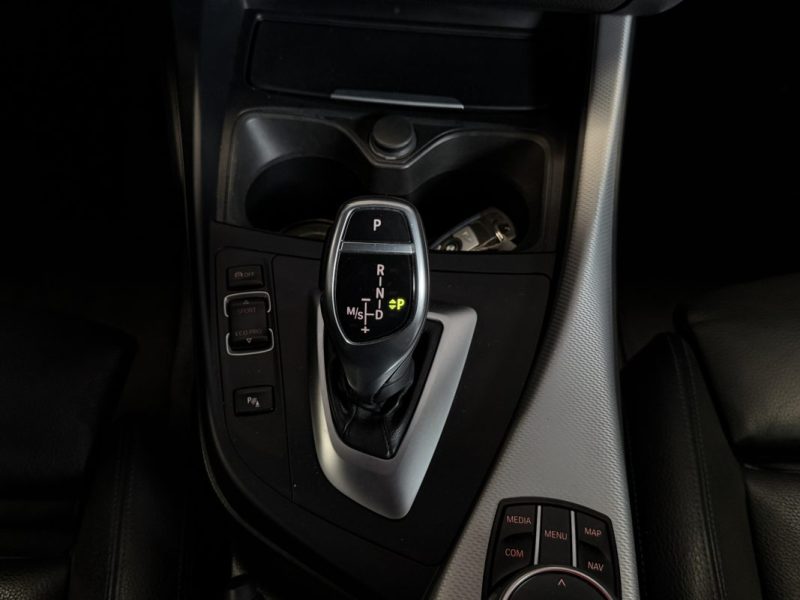 BMW SERIE 1 (F21) (2) 120DA 190ch M SPORT ULTIMATE 3P