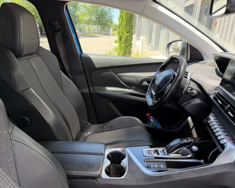 PEUGEOT 3008 II 1.5 HDI ACTIVE - 130 ch - FULL OPTION - ENTRETIENT COMPLET - GARANTIE 6 MOIS