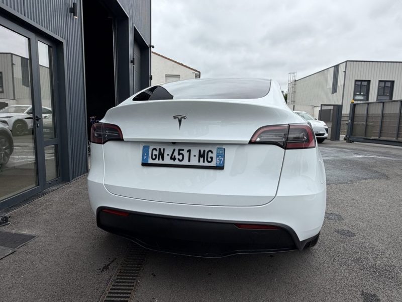 TESLA MODEL Y STANDARD RWD 2023