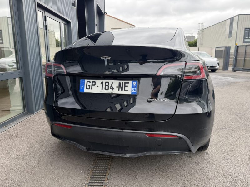 TESLA MODEL Y DUAL MOTOR  2023