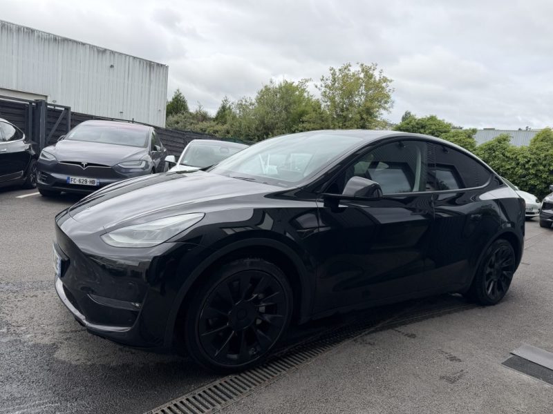TESLA MODEL Y DUAL MOTOR  2023