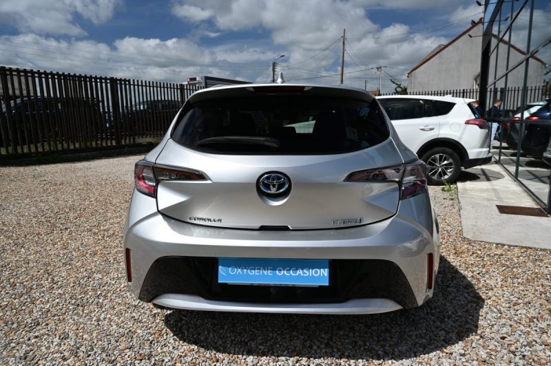 TOYOTA COROLLA 122H DESIGN 2021