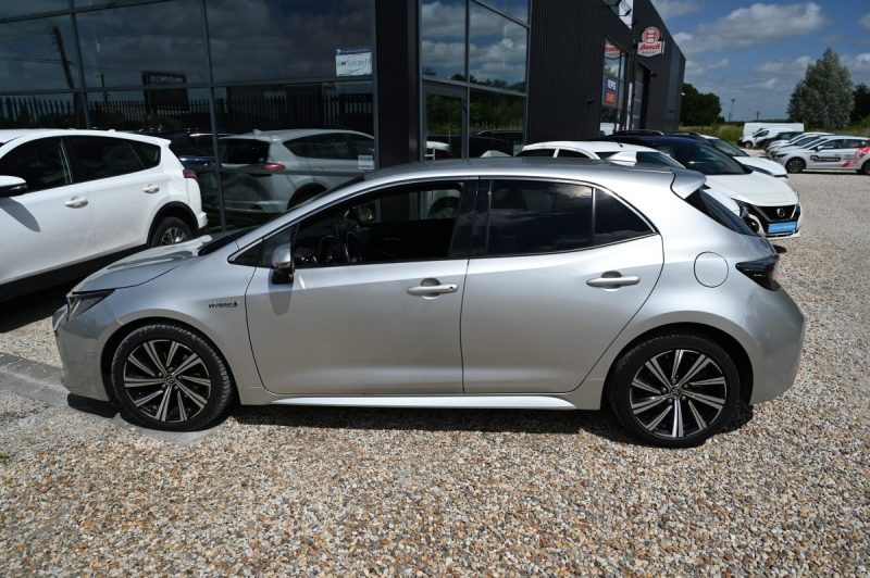 TOYOTA COROLLA 122H DESIGN 2021
