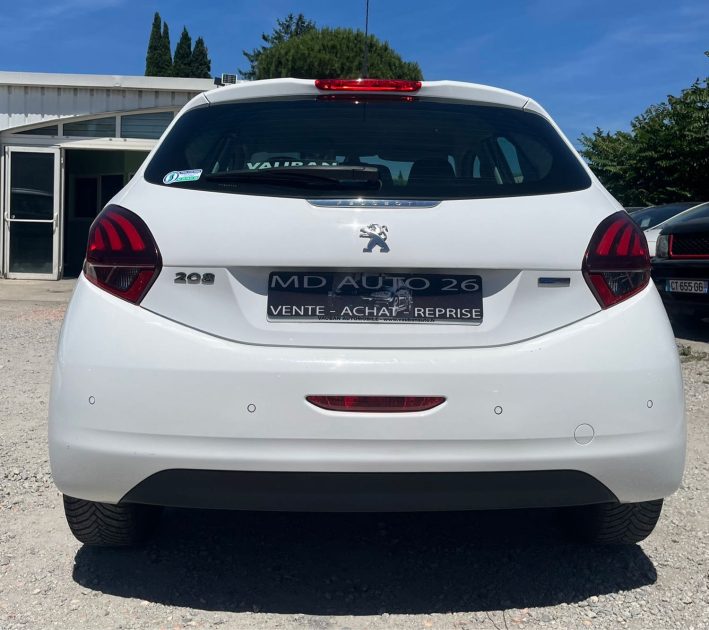 Peugeot 208 1.2i 75 Ch Allure Garantie