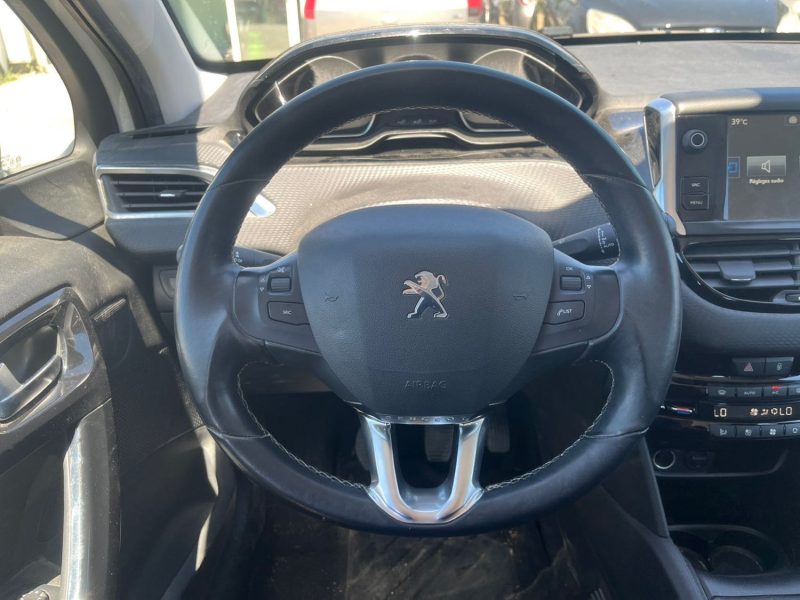 Peugeot 208 1.2i 75 Ch Allure Garantie