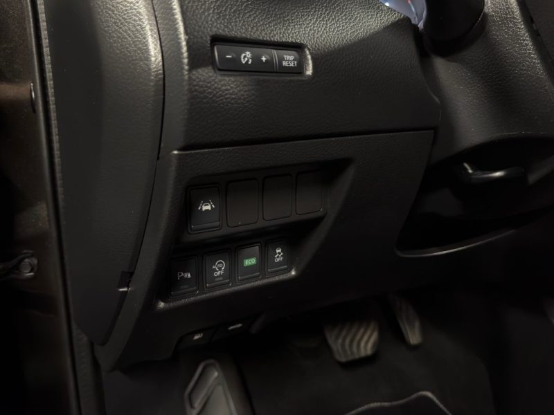 NISSAN QASHQAI II CONNECT EDITION 1.6 DCI 130 BOITE AUTO XTRONIC TOIT PANO CAMERA 360 - Garantie 1an