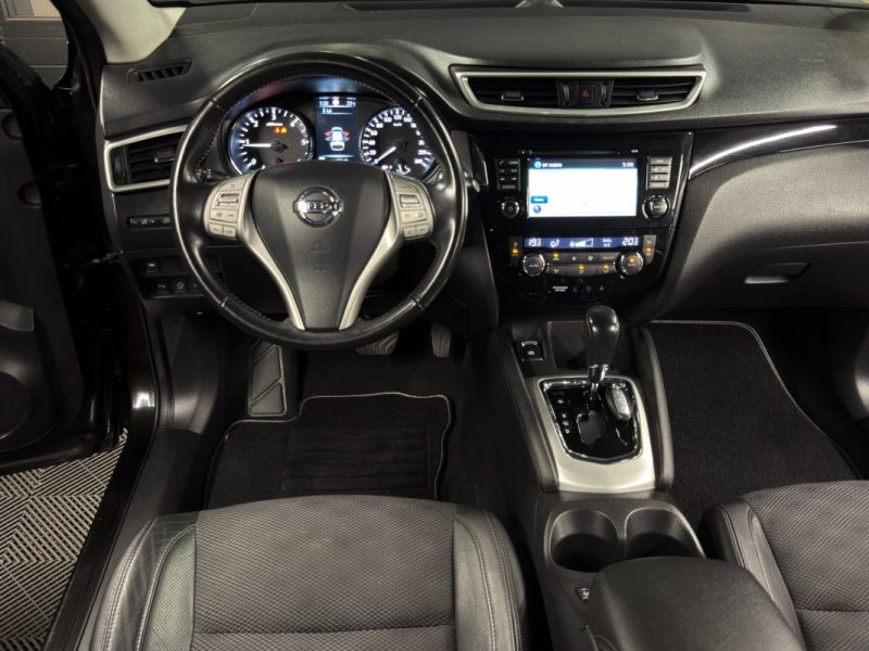 NISSAN QASHQAI II CONNECT EDITION 1.6 DCI 130 BOITE AUTO XTRONIC TOIT PANO CAMERA 360 - Garantie 1an