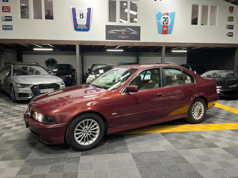 BMW 525i 192 CH E39 (FUTUR COLLECTOR, BOITE AUTO, SUIVI D’ENTRETIEN)⭐️⭐️⭐️⭐️⭐️