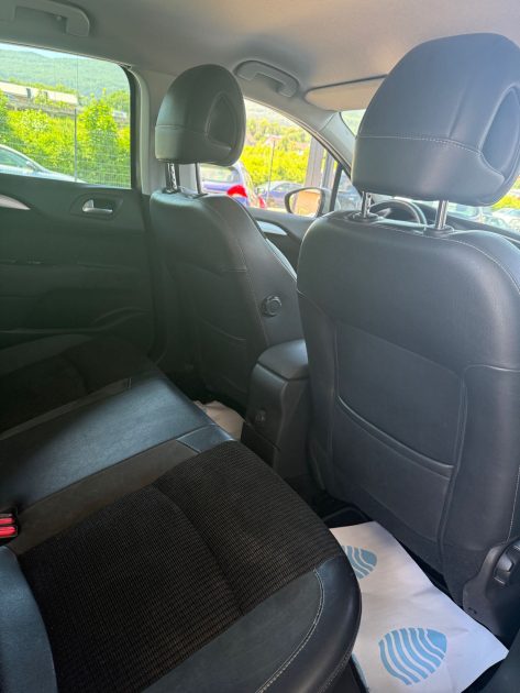 Citroen C4 1.6 Blue Hdi 120ch Shine - Suivi et Entretenu