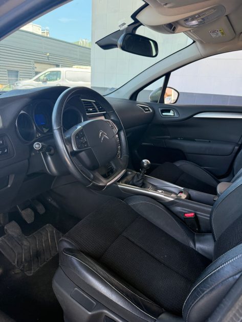 Citroen C4 1.6 Blue Hdi 120ch Shine - Suivi et Entretenu