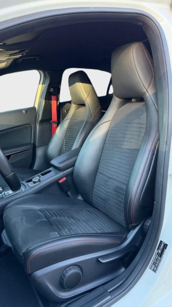 MERCEDES CLASSE A 45 AMG 4MATIC /SUIVI MERCEDES/