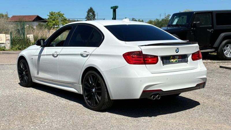 Bmw Serie 330d xDrive 3.0d 258ch Pack M 