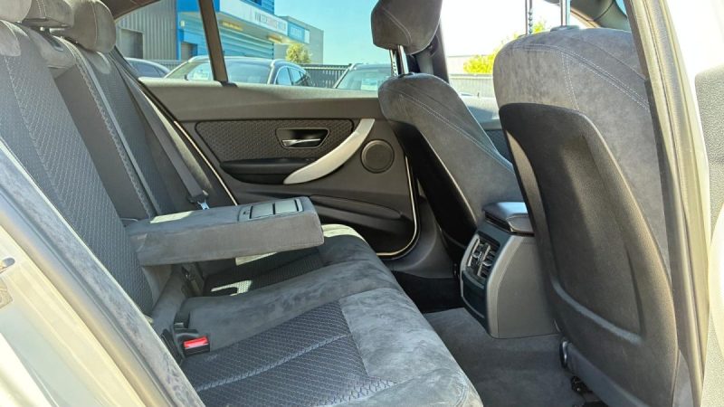 Bmw Serie 330d xDrive 3.0d 258ch Pack M 