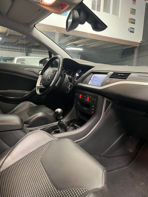 MAGNIFIQUE CITROËN C5 EXCLUSIVE 2.0 150 CH (FULL SUIVI D’ENTRETIEN CITROEN, RADAR DE RECUL, CLIM)
