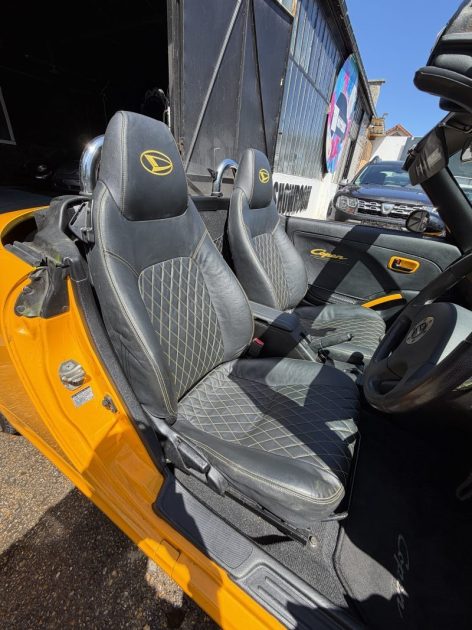 DAIHATSU COPEN 0.7 MICRO ROADSTER 2004 - 48 134Kms - Premier Main - Parfait Etat - VOLANT A DROITE 