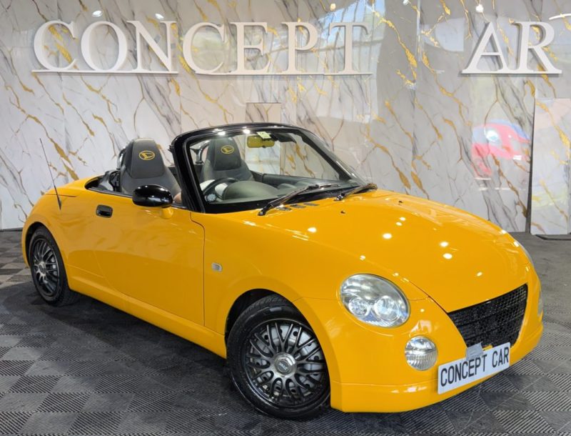 DAIHATSU COPEN 0.7 MICRO ROADSTER 2004 - 48 134Kms - Premier Main - Parfait Etat - VOLANT A DROITE 